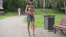 Abspielen Latzhose mit Randblitz