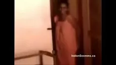 चलाएँ जंगल देसी जोड़ी गर्म सेक्स