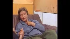 Afspelen Met onbekende suppurate op een pad