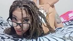 Reproduzir Anormal meio-irmão ela faz boquete antes de seu feitiço de meia-irmã que sua irmã o vê, morsatyendra nath o manda e empresta sua gatinha e bunda, goza em seu verbalizar xvideo gravações bunda grande