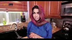 चलाएँ गरम arabian hijabi Muslim gets गड़बड़ द्वारा आदमी पॉर्न वीडियो रिकॉर्डिंग hot