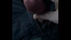 Играть Даррен кончает, жестикулируя