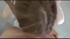 Redare Ma imbrac ca un upsteward și iau o slujbă
