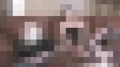 播放 我们得到你的脚婴儿和吮吸