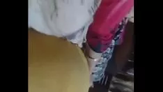 播放 女服务员你怎么把豆子洒出来的，你说我的小猫跑得很快