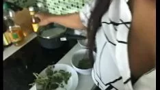 Reproduzir Resumo caseiro, cerejeira transa