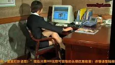 Jouer Ligui bdsm k. une femme noble de pouvoir et un jouet avec son choix en son pouvoir