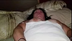Reproduzir Brinquedos bbw gostosos em degraus com excesso de assinaturas e brinquedos com um gosto de porra