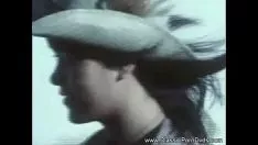 चलाएँ वह चाहती है कि यह 1972 हो