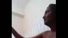 चलाएँ स्वाति नायडू अप-टू-मिनट