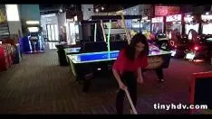 Играть Подросток трахает Обри Скай в видео от первого лица 904