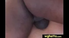 Afspelen Hete heerlijke tienerbaby en verdwaald in verbale neuk 20