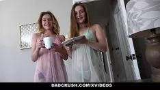 Reproduzir Dadsquash - adolescentes desleixados (danni pullrs) (rosalyn sphinx) sugam na esteira