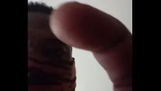 تشغيل منطقة البحر الكاريبي ايه سي. متخصص الانفجارات زوجة الأبنوس الساخنة بينما الزوج في العمل