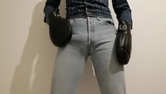 Reproducir Boundinlevis - frotando y corriéndose en jeans levis