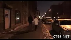 تشغيل غالبية المراهقين HAWT في الإباحية