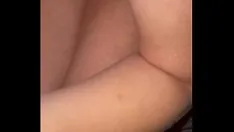 Reproducir Chica tatuada chupa y folla a mi pato y se vino muchas veces