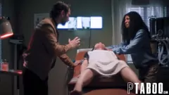 تشغيل Petite Teen Lulu Chu يحصل على متشددين مع Tommy Pistol