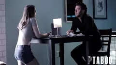 تشغيل Petite Teen Laney Gray يأخذ الديك الصلب Seth Gamble في عمل بوف مكثف