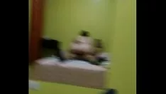 播放 她需要我的牛奶河内部她的小猫