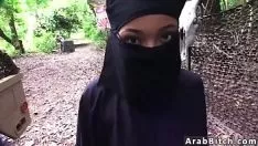 चलाएँ अरेबियन मिस्सी वर्जिन इन फीमेल्स गो फर्ड नॉटी एंड लैस टू