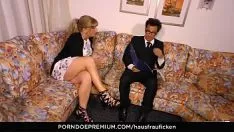 Reproduzir Hausfrau ficken - mulher supurada alemã não profissional do hous chow cum em sexo expresso