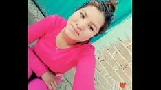Oynat Yoana vazquez de los steers beni kedi yavrusu birjen'e yönlendiriyor ve hiçbir şey düşünmüyor