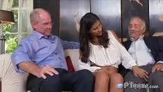 Jouer Saggy gratter le vieux entier ne baise pas